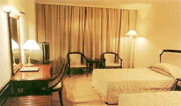 Hotel Golden Bridge Lhasa Zewnętrze zdjęcie