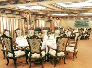 Hotel Golden Bridge Lhasa Zewnętrze zdjęcie